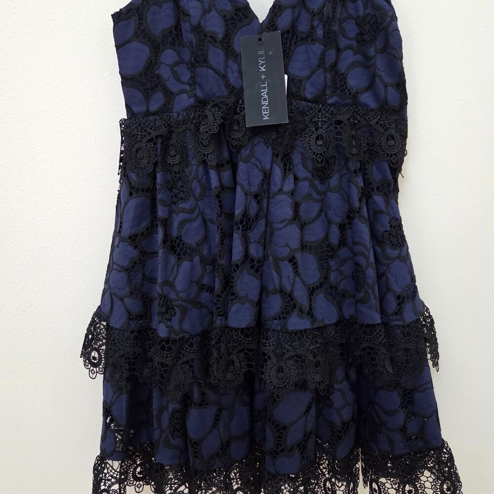 $375 Kendall + Kylie Tru Navy Black Lace Baby Doll Lace Up Dress XS NEW